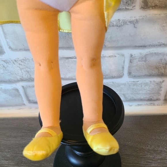 Disney Princess Soft and Sweet Belle 2006 Beauty and the Beast Soft Body Doll - Picture 5 of 8